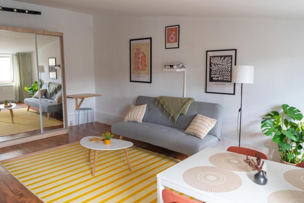 The Good Apartment Powisle 3 Bedrooms Варшава Экстерьер фото