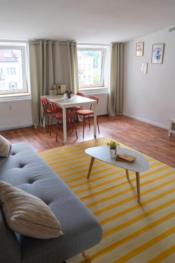 The Good Apartment Powisle 3 Bedrooms Варшава Экстерьер фото